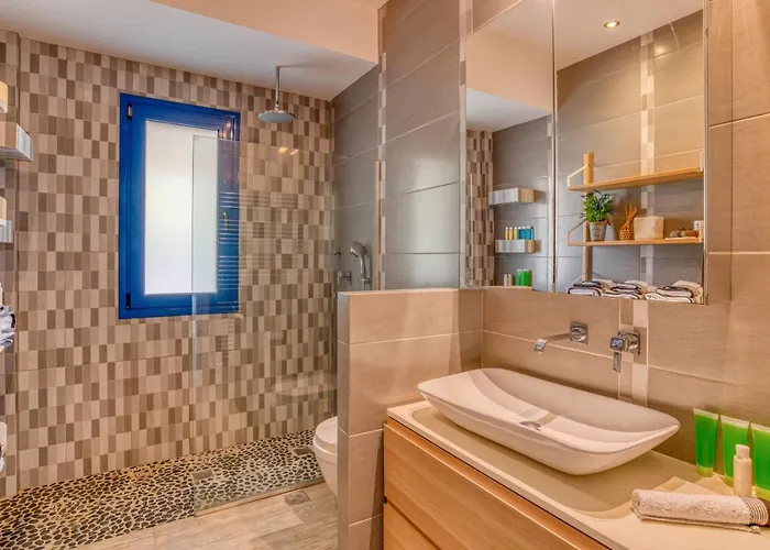 Deluxe House With Pool For 6 Ppl Apartment *